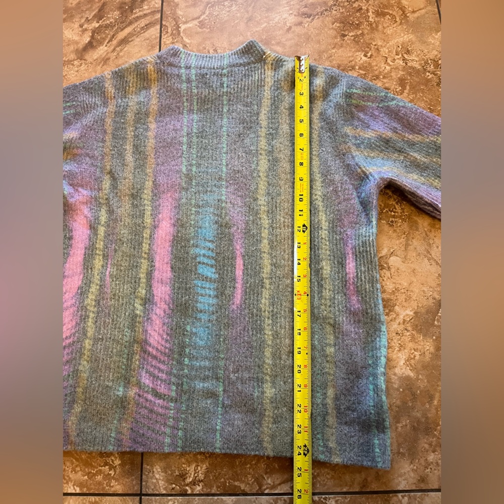 PARFOIS striped knit sweater, multi-color design
ribbed texture round neckline - Picture 8 of 13